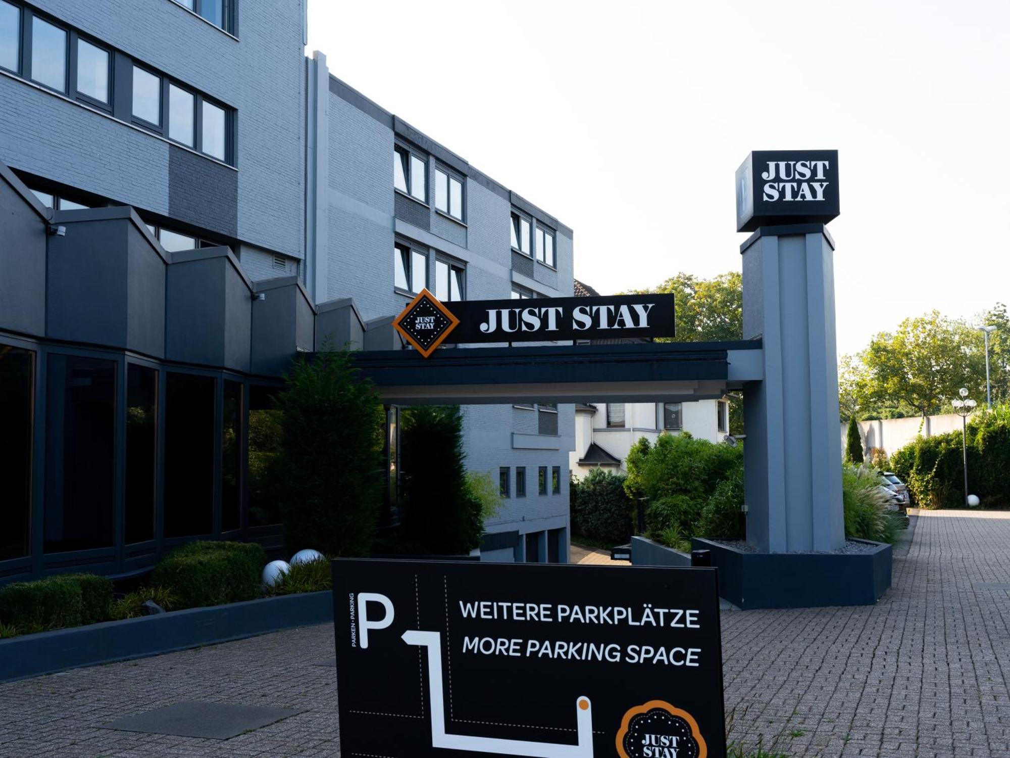 Juststay Muelheim Hotel & Apartments Mülheim an der Ruhr Exterior foto